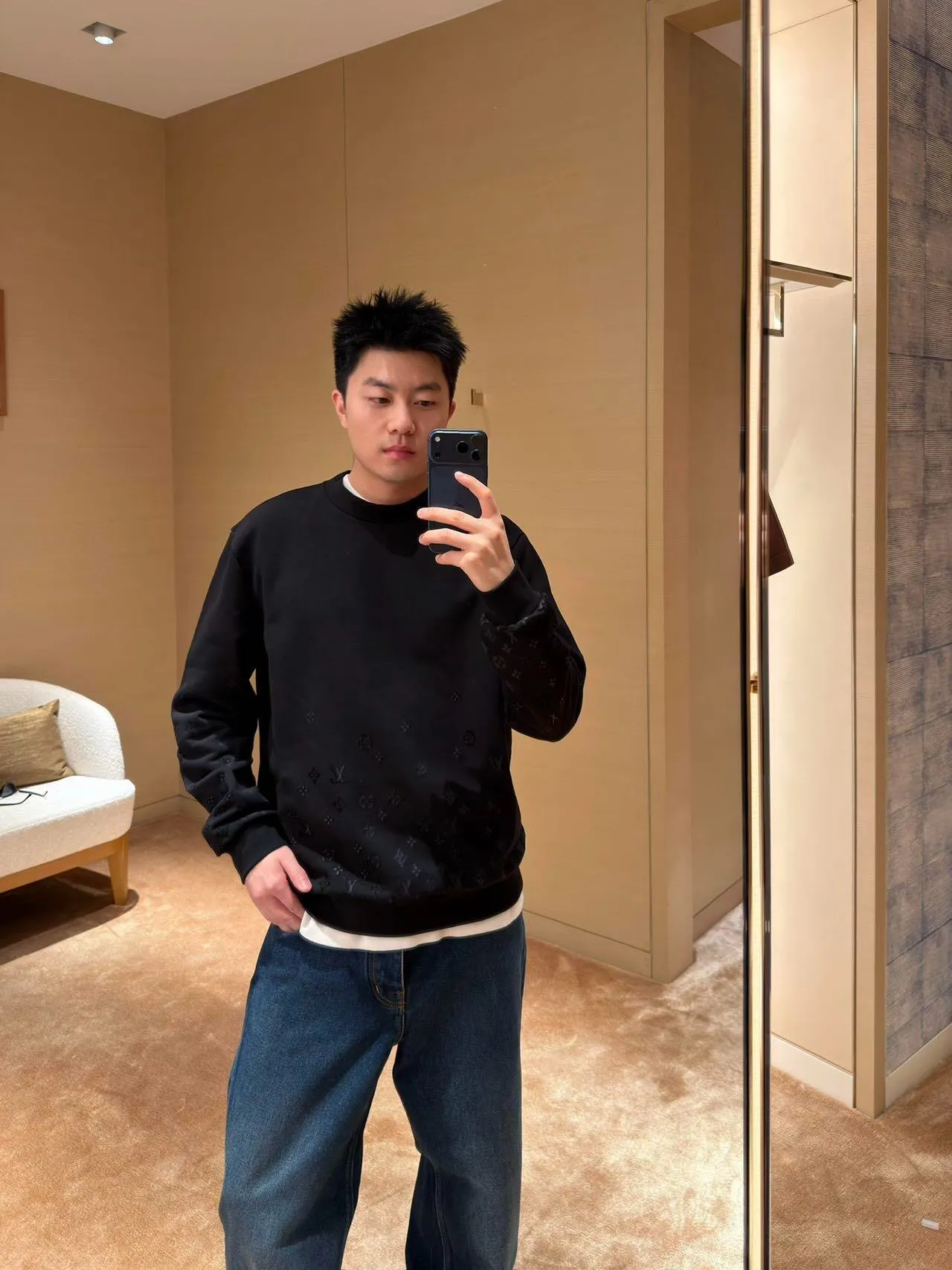 Louis Vuitton/ GRADIENT